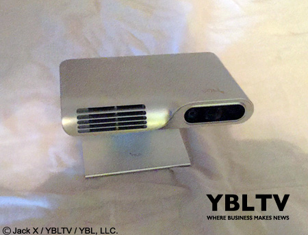PIQS Virtual Touch Projector by Butterfly Technology. YBLTV Review by Jack X.